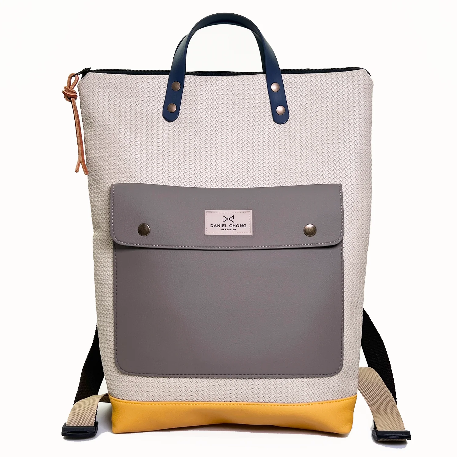 Mochila Slim Solapa DZ, rattan beige.