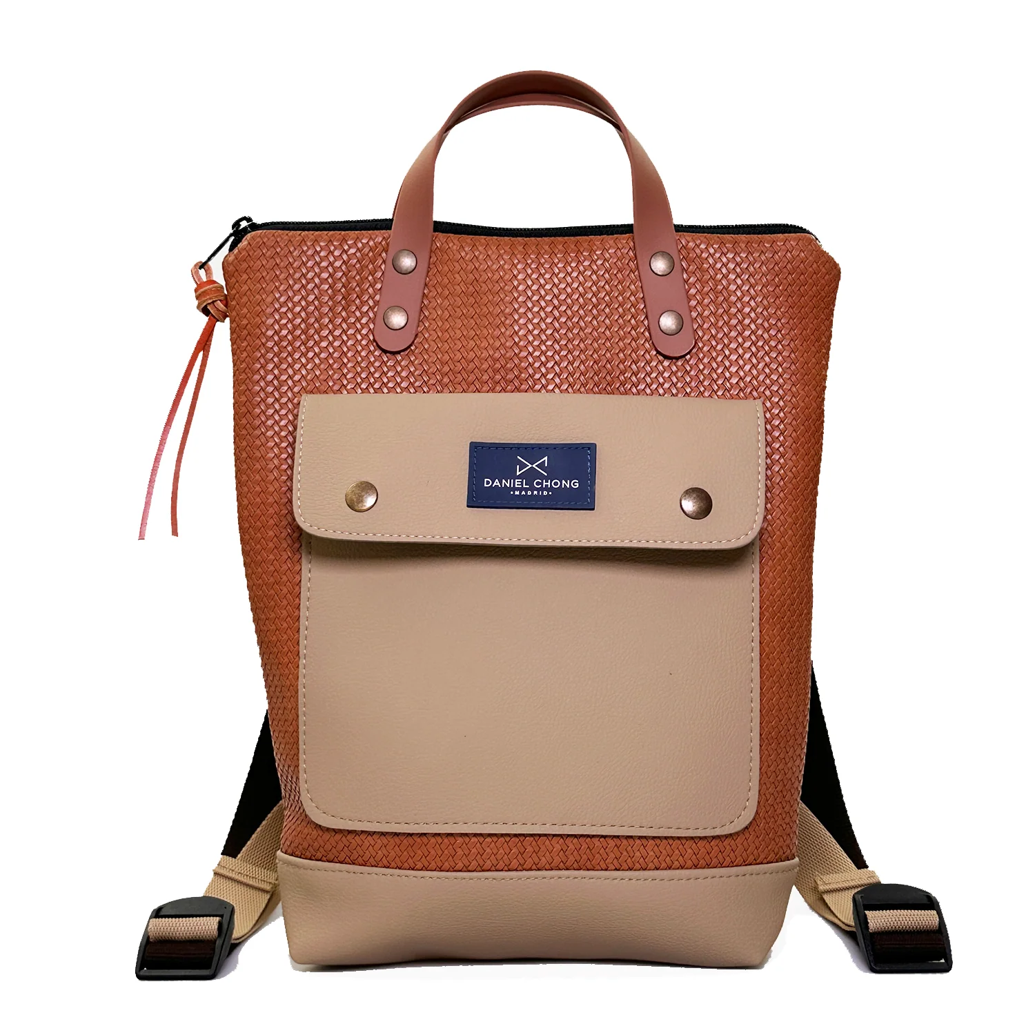 Mochila Slim Solapa Mini DZ Rattan avellana.